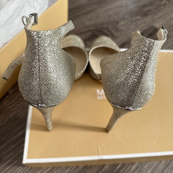 Michael Kors Silver Georgia Ankle Strap Glitter Heel Women’s 10 - Picture 3 of 8